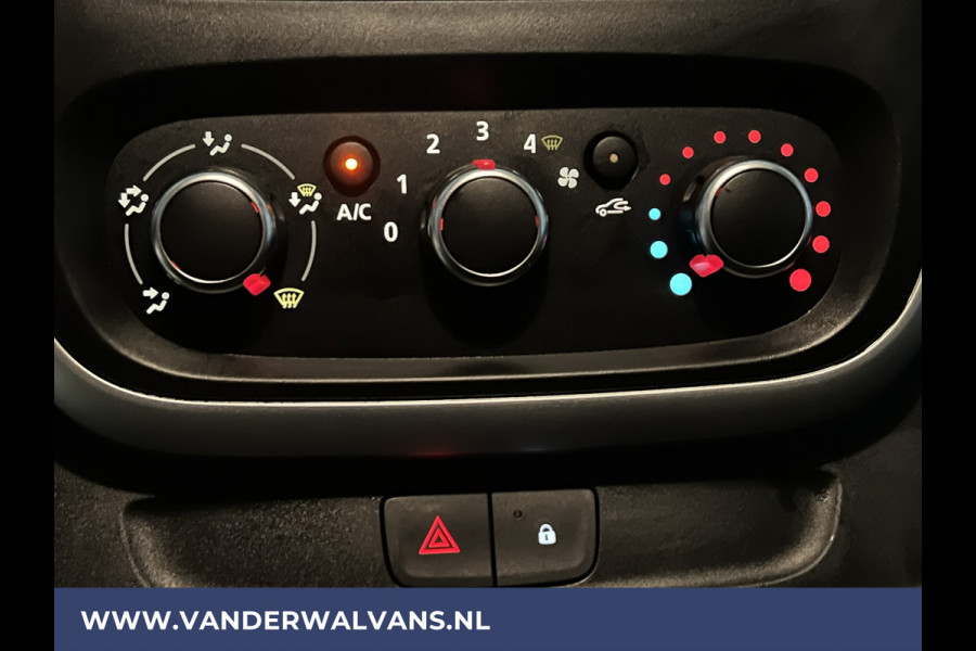 Renault Trafic 2.0 dCi 120pk L2H1 Euro6 Airco | Navigatie | Imperiaal | Trekhaak | Cruisecontrol | LED Parkeersensoren, Bijrijdersbank