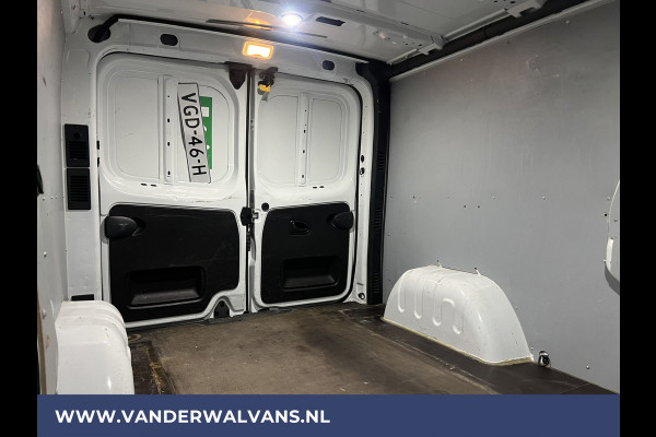 Renault Trafic 2.0 dCi 120pk L2H1 Euro6 Airco | Navigatie | Imperiaal | Trekhaak | Cruisecontrol | LED Parkeersensoren, Bijrijdersbank