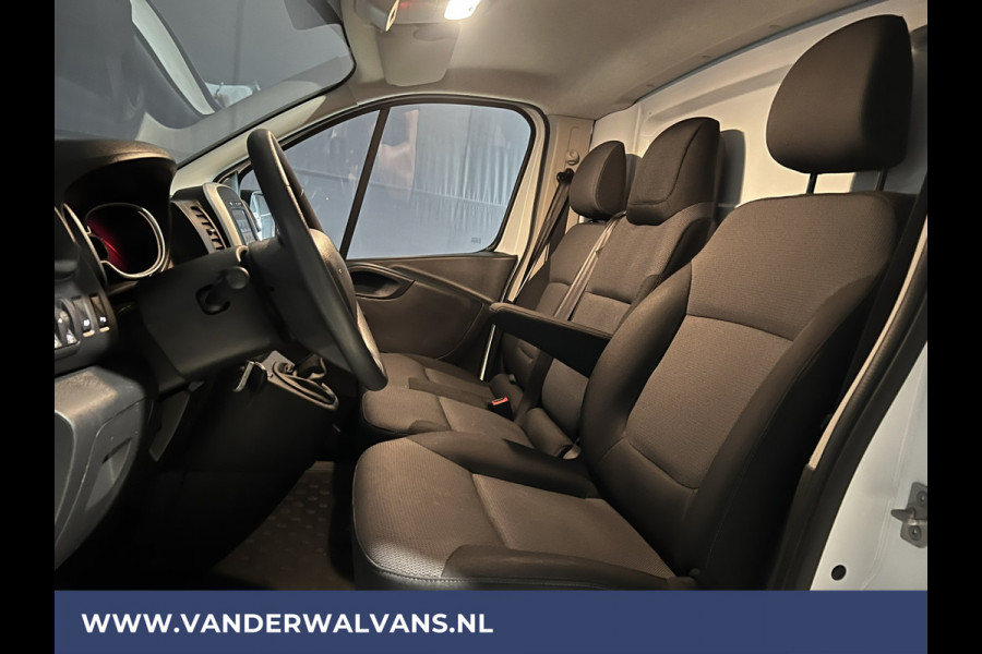 Renault Trafic 2.0 dCi 120pk L2H1 Euro6 Airco | Navigatie | Imperiaal | Trekhaak | Cruisecontrol | LED Parkeersensoren, Bijrijdersbank