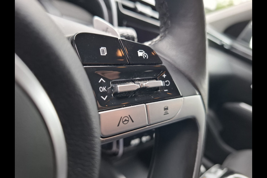 Hyundai Tucson 1.6 T-GDI Comfort 4WD Plug in Hybrid PHEV | Adaptive Cruise | Sfeerverlichting | Apple Carplay | Stoel & Stuurverwarming | Navigatie | Camera |