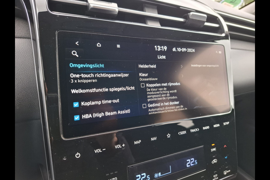 Hyundai Tucson 1.6 T-GDI Comfort 4WD Plug in Hybrid PHEV | Adaptive Cruise | Sfeerverlichting | Apple Carplay | Stoel & Stuurverwarming | Navigatie | Camera |