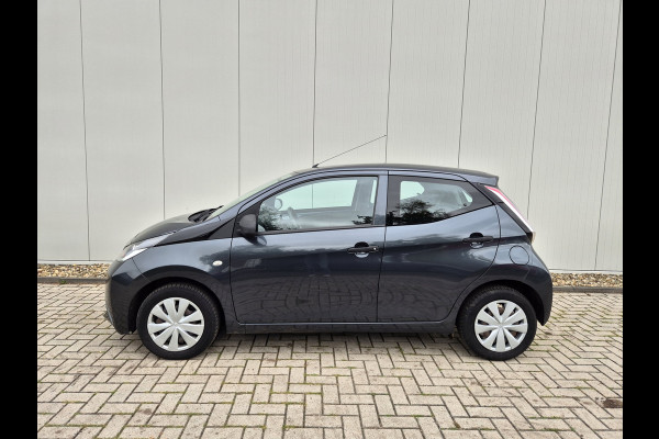 Toyota Aygo 1.0 VVT-i x-fun