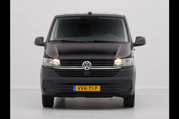 Volkswagen Transporter 2.0 TDI L2H1 28 Economy Business Navi via App Trekhaak Cruise Pdc