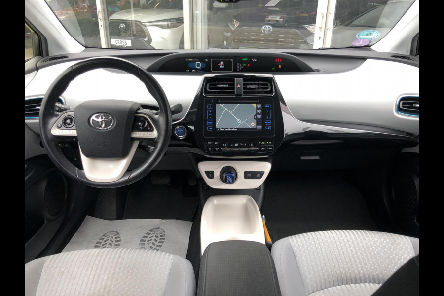 Toyota Prius 1.8 Hybrid White Edition | Eerste eigenaar, Head up display, Navigatie, Stoelverwarming, Dodehoekherkenning, Parkeersensoren