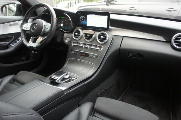 Mercedes-Benz C-Klasse 300 e AMG 63 Pack CarPlay|Camera|Panorama