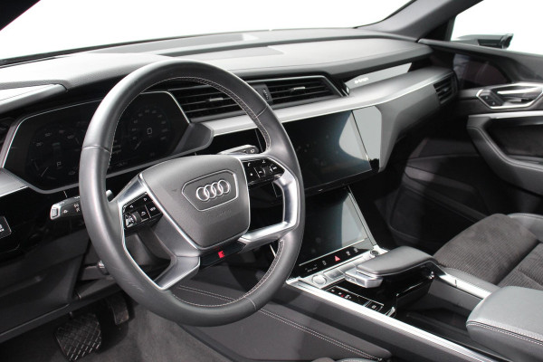 Audi e-tron 55 Quattro Advanced S-Line | Navigatie | 360* Camera | Side/Lane Assist | Head Up Display | Virtuele Buitenspiegels | 21 Inch Lichtmetaal |