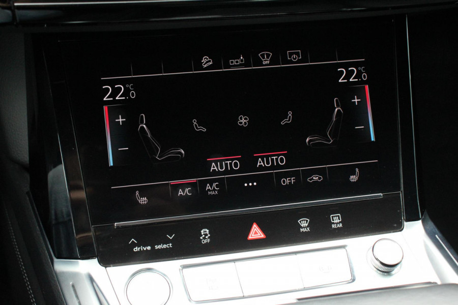 Audi e-tron 55 Quattro Advanced S-Line | Navigatie | 360* Camera | Side/Lane Assist | Head Up Display | Virtuele Buitenspiegels | 21 Inch Lichtmetaal |