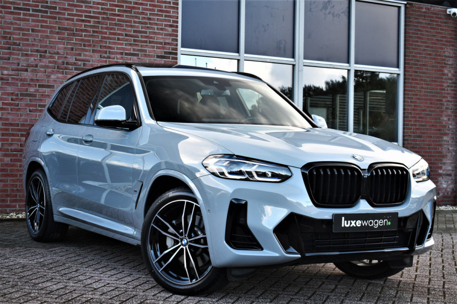 BMW X3 xDrive30e M-Sport Pano Trekh HUD Laser 20inch Shadowline