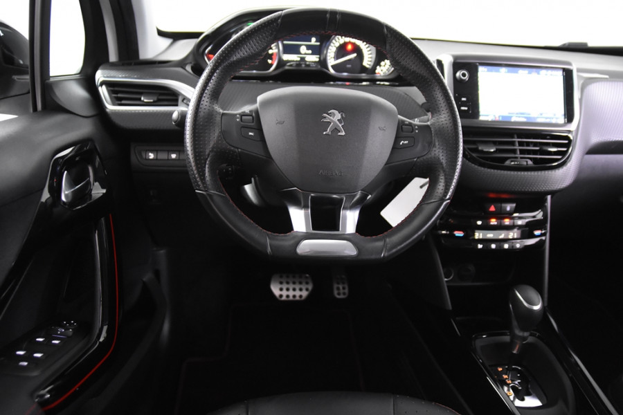 Peugeot 2008 GT-Line 110 *Navigatie*Leer*Stoelverwarming*