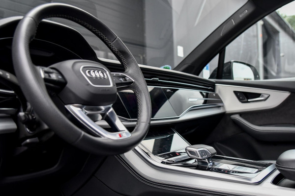 Audi Q7 60 TFSI e quattro Competition. Pano, RS, Massage, Luchtv, Stoelvent, Laser, ACC, B&O, Stuurvw, Camera, Trekhaak!