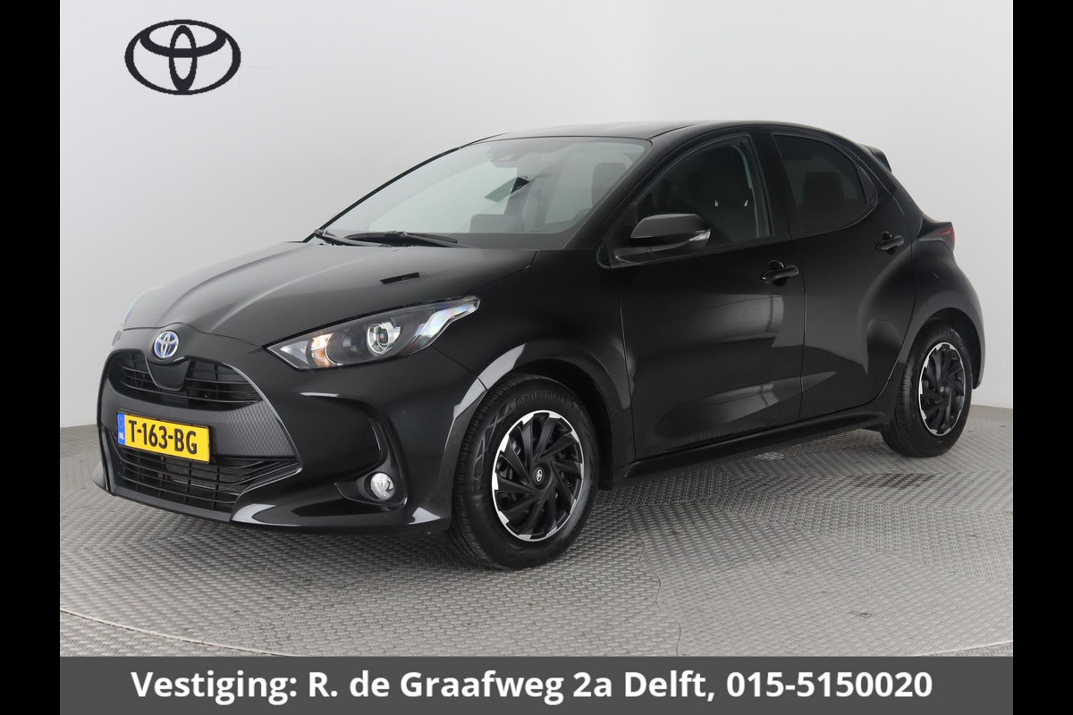 Toyota Yaris 1.5 Hybrid Active Black Edition | Apple Carplay & AndroidAUTO | Camera | Adapt.Cruise control | Privacy Glass