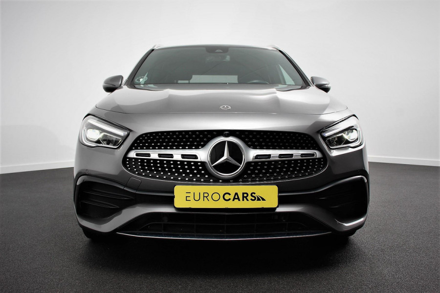 Mercedes-Benz GLA 200 AMG Line 8-DCT | Navigatie | Climate Control | Camera | Half leder/alcantara | Led | Electrische achterklep | 19"Lichtmetalen velgen