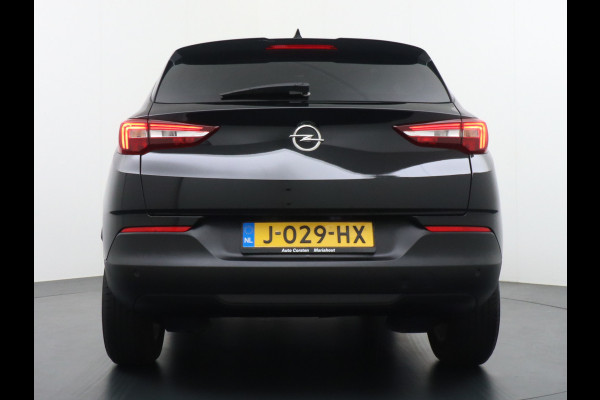 Opel Grandland X T131PK Apple Carplay Android Auto Navi Ecc Bluetooth DAB Led Cruise Control Regen-Licht Sensor PDC LMV Aut.Dim. Spiegel Lane-Ass Comfort Stoelen Priv.Glass Isofix Business Edition EURO6 Orig.NL auto ! 1e eigenaar Dealer onderhouden