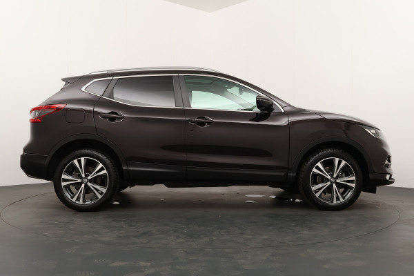 Nissan QASHQAI BWJ 2019 / 1.2 116PK N-Connecta / Pano dak / Clima / Navi / 18'' LMV / Privacy glass /