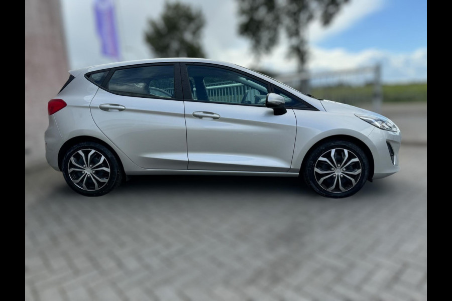 Ford Fiesta 1.1 Trend TREKHAAK / CARPLAY / NL AUTO MET NAP / AIRCO / CRUISE