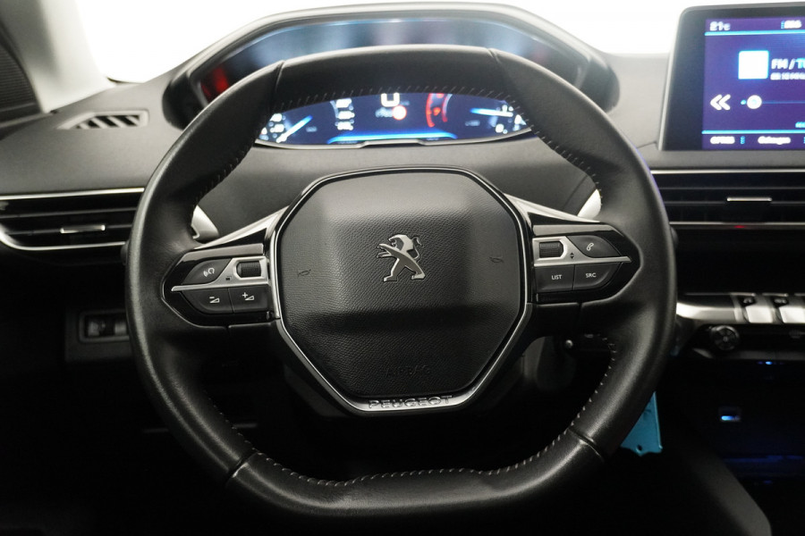 Peugeot 3008 BWJ 2020 / 131 PK Blue Lease Executive / NWE APK | CLIMA | NAVI | TREKHAAK | CRUISE | PDC | DAB |