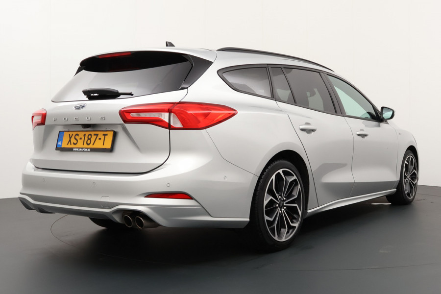 Ford FOCUS Wagon BWJ 2019 | 1.5TDCI 120PK ST Line Business | Full LED | Clima | Trekhaak | Panodak | Camera a. | 18'' LMV | Carplay |