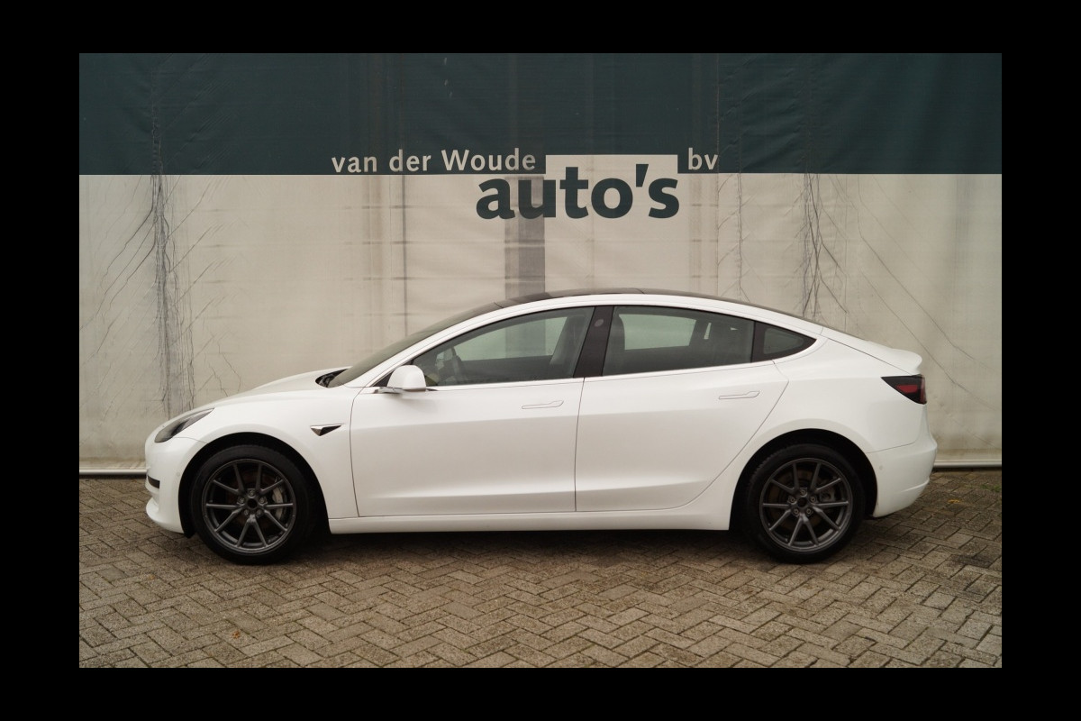 Tesla Model 3 Standard RWD Plus 60kWh 238pk -LEER-PANO-CAM-