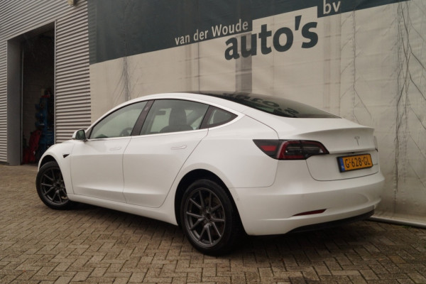 Tesla Model 3 Standard RWD Plus 60kWh 238pk -LEER-PANO-CAM-