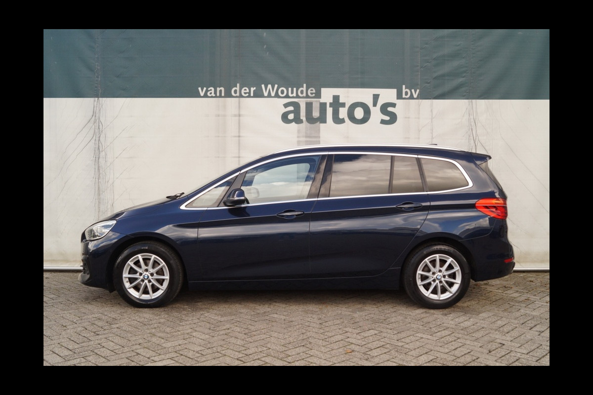 BMW 2 Serie Gran Tourer 216d Executive Edition -LED-ECC-CAM-5persoons