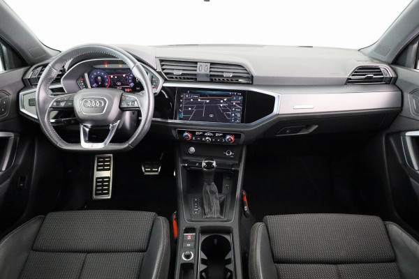 Audi Q3 35 TFSI S Line 150pk | Keyless | Camera | Virtual cockpit | Afgevlakt stuur