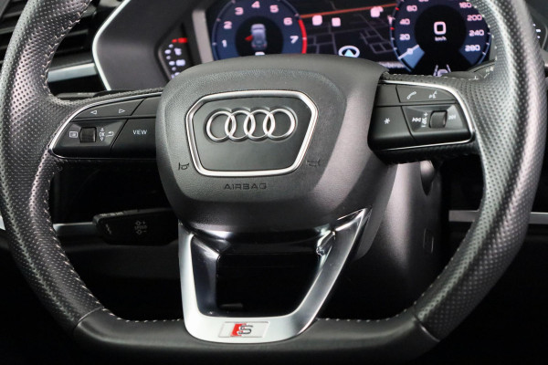 Audi Q3 35 TFSI S Line 150pk | Keyless | Camera | Virtual cockpit | Afgevlakt stuur