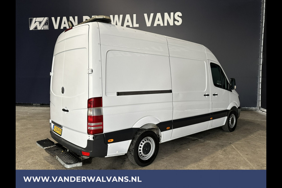 Mercedes-Benz Sprinter 316 CDI 163pk L2H2 Euro6 Airco | 2800kg Trekhaak | Navigatie Cruisecontrol, Parkeersensoren