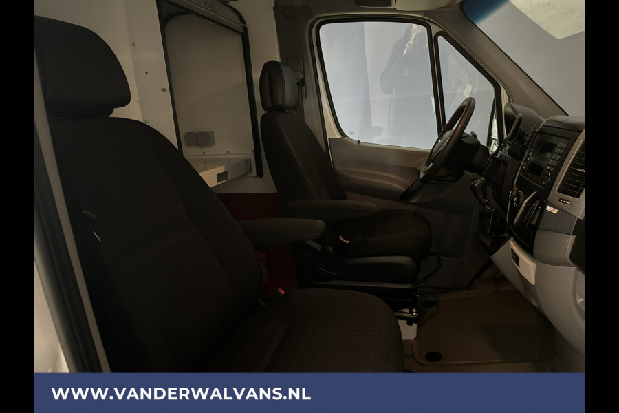 Mercedes-Benz Sprinter 316 CDI 163pk L2H2 Euro6 Airco | 2800kg Trekhaak | Navigatie Cruisecontrol, Parkeersensoren