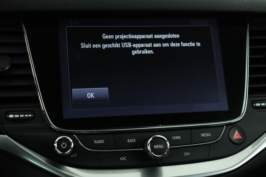 Opel Astra 1.4 Turbo Executive | Trekhaak | Carplay | Comfortstoelen | PDC | Navigatie | Keyless | DAB+ | Climate control