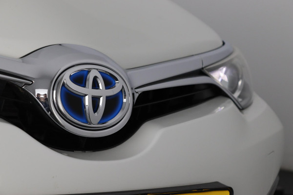 Toyota Auris Touring Sports 1.8 Hybrid Dynamic Sport | Navigatie | Camera | Cruise Control |