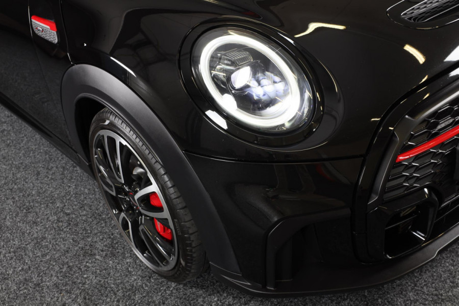 MINI Mini 2.0 John Cooper Works JCW / 231 PK / AUT / HK / Head Up / Navi / Virtual Cockpit / Open Panoramadak / Led / Pdc / 17 Inc