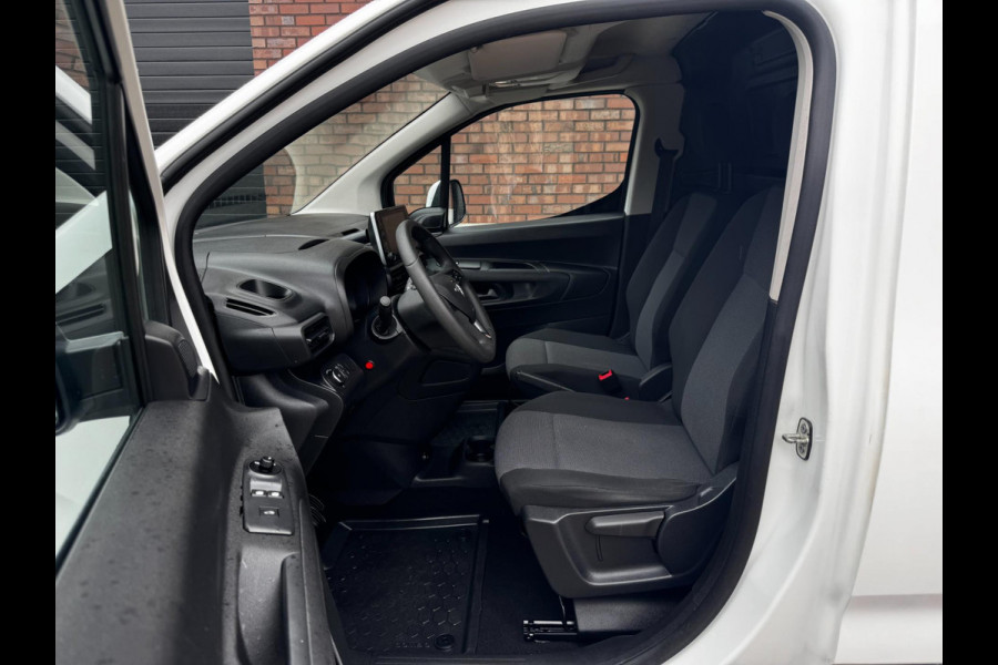 Opel Combo 1.6D L2H1 Edition / 100 PK / Navigatie / Cruise control / Parkeersensoren / 1e Eigenaar / NED-Combo