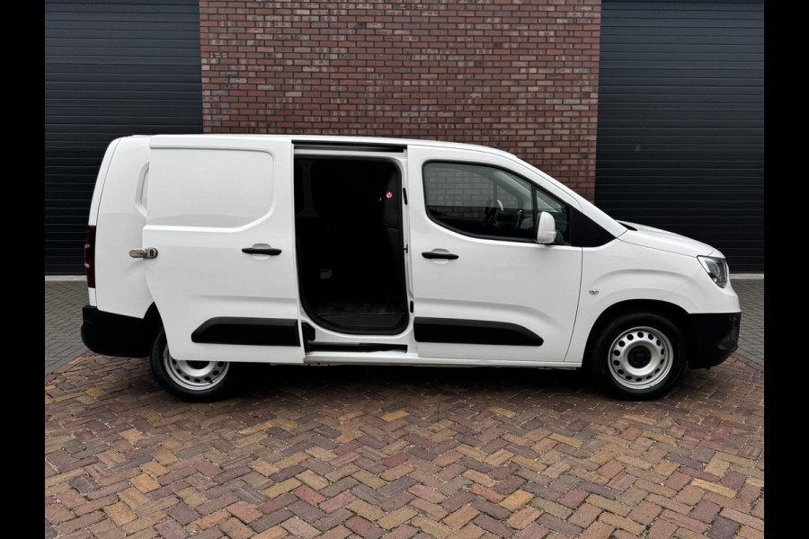 Opel Combo 1.6D L2H1 Edition / 100 PK / Navigatie / Cruise control / Parkeersensoren / 1e Eigenaar / NED-Combo