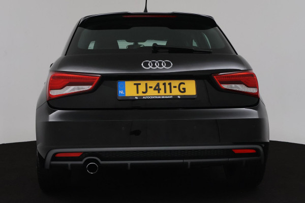 Audi A1 Sportback 1.0 TFSI Advance Sport Automaat (NAVIGATIE, PARKEERSENSOREN, CRUISE, NL-AUTO, GOED ONDERHOUDEN)