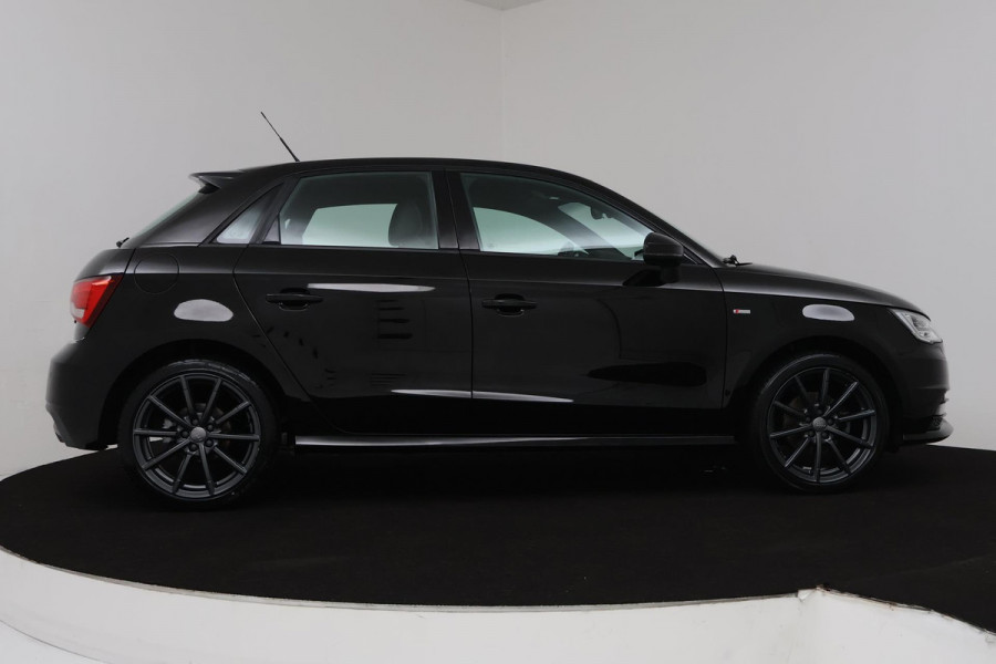 Audi A1 Sportback 1.0 TFSI Advance Sport Automaat (NAVIGATIE, PARKEERSENSOREN, CRUISE, NL-AUTO, GOED ONDERHOUDEN)