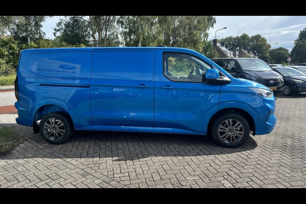 Ford Transit Custom 320 2.0 TDCI L2H1 Limited SCI 136pk Automaat 17 inch | Adaptive cruise control | Dubbele schuifdeur | Inklapbare trekhaak | Verwarmbaar stuurwiel | 6B&O speakers | Dual zone clima