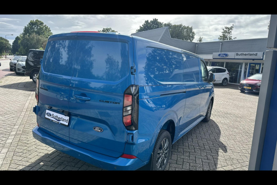 Ford Transit Custom 320 2.0 TDCI L2H1 Limited SCI 136pk Automaat 17 inch | Adaptive cruise control | Dubbele schuifdeur | Inklapbare trekhaak | Verwarmbaar stuurwiel | 6B&O speakers | Dual zone clima