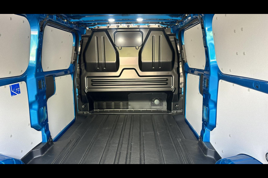 Ford Transit Custom 320 2.0 TDCI L2H1 Limited SCI 136pk Automaat 17 inch | Adaptive cruise control | Dubbele schuifdeur | Inklapbare trekhaak | Verwarmbaar stuurwiel | 6B&O speakers | Dual zone clima