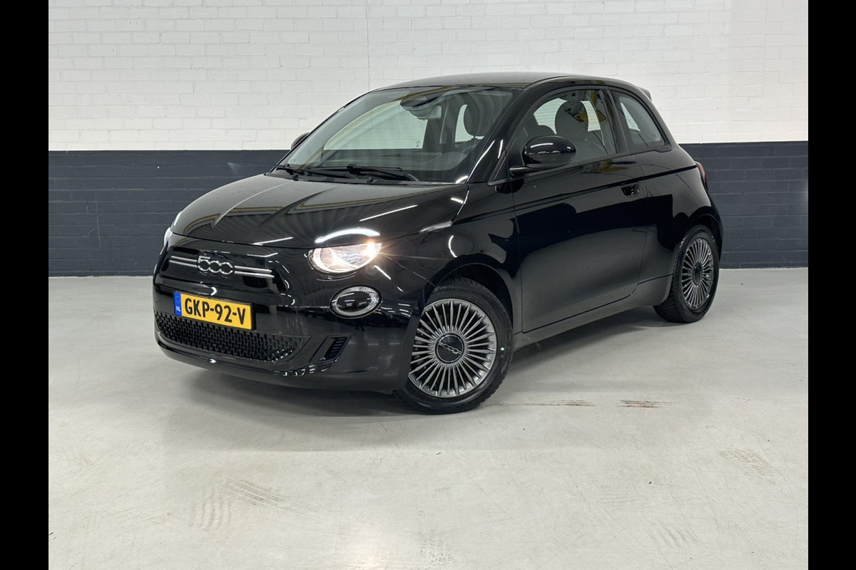 Fiat 500E Icon 42 kWh €2000 Subsidie 320km WLTP | Cruisecontrol | Navigatie | CarPlay | Lane assist | DAB