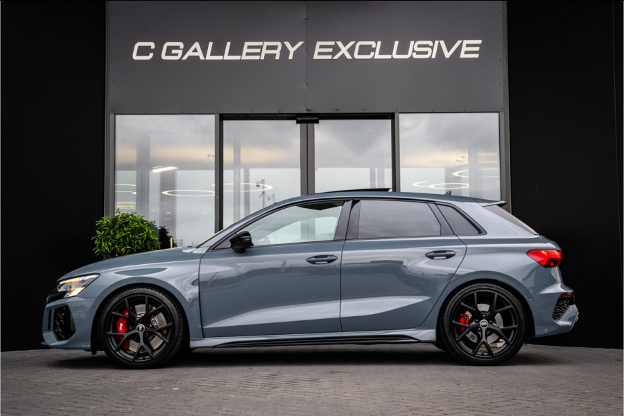 Audi RS3 Sportback 2.5 TFSI quattro - Panorama | B&O | HUD | Memory