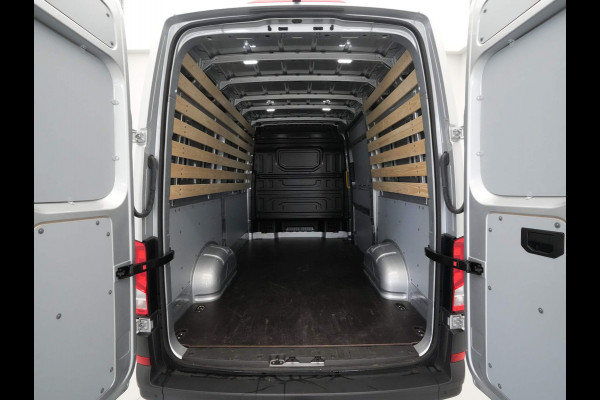 Volkswagen Crafter 30 2.0 TDI L3H3 Trekhaak Camera Carplay