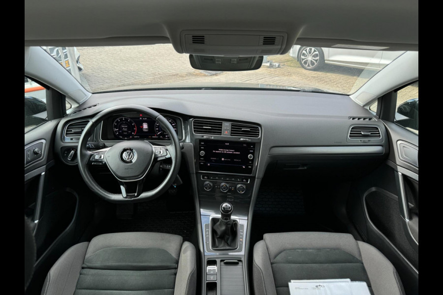 Volkswagen Golf 1.4 TSI Highline Business R VIRTUAL COCKPIT / MASSAGESTOEL / ALCANTARA / ACC / PDC / 4-SEIZ. BAND / LEDVERLICHTING