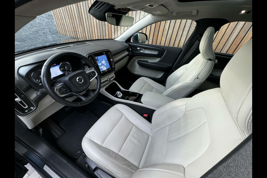 Volvo XC40 1.5 T5 Twin Engine Inscription Panoramadak | Trekhaak elektrisch uitklapbaar | Leren bekleding | Stoelverwarming | Achteruitrijc