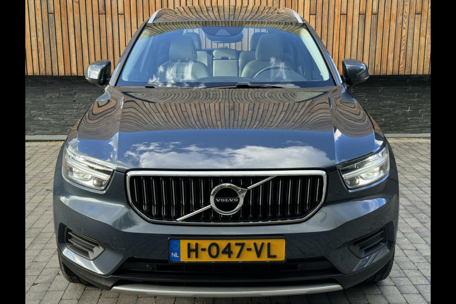 Volvo XC40 1.5 T5 Twin Engine Inscription Panoramadak | Trekhaak elektrisch uitklapbaar | Leren bekleding | Stoelverwarming | Achteruitrijc