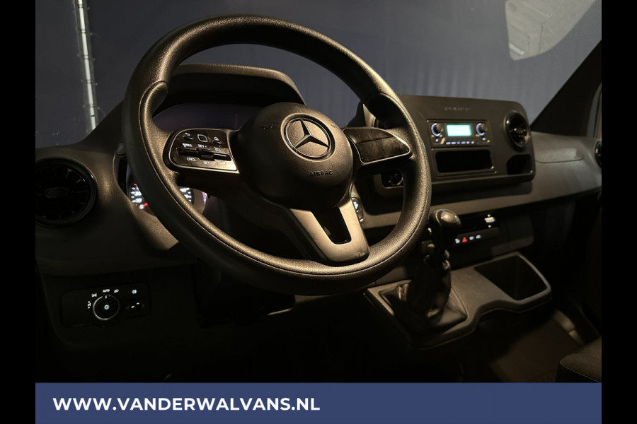 Mercedes-Benz Sprinter 314 CDI 143pk L2H2 Euro6 Airco | Camera | Cruise Control | Trekhaak | 270 graden achterdeuren Bluetooth-telefoonvoorbereiding, bijrijdersbank