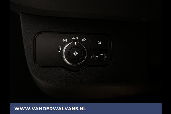 Mercedes-Benz Sprinter 314 CDI 143pk L2H2 Euro6 Airco | Camera | Cruise Control | Trekhaak | 270 graden achterdeuren Bluetooth-telefoonvoorbereiding, bijrijdersbank