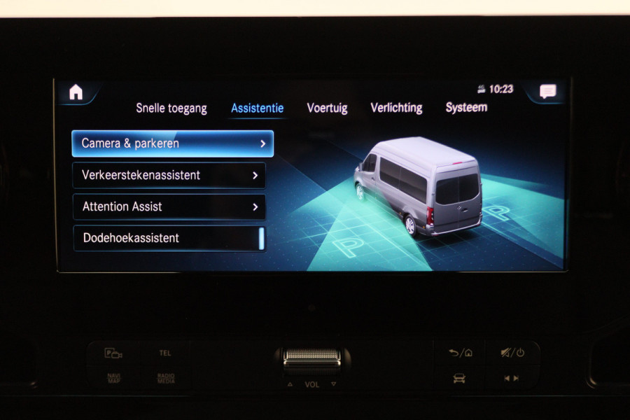 Mercedes-Benz Sprinter 317 CDI Aut. L2H2 DC 6-ZITS 2x Schuifdeur, Leer, Camera, Apple Carplay, Cruise, DAB, Trekhaak, 17''