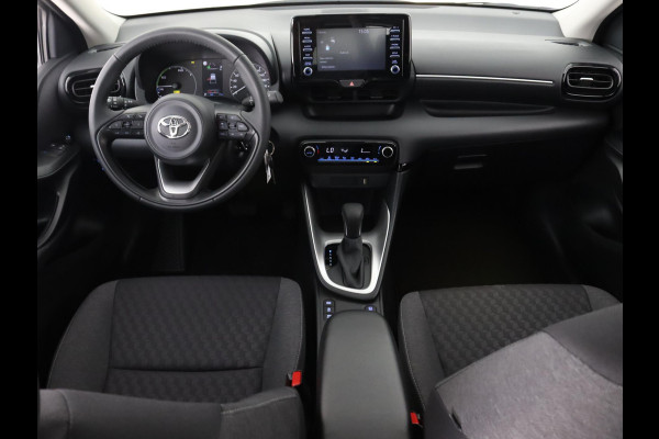 Toyota Yaris 1.5 Hybrid Active Black Edition | Apple Carplay & AndroidAUTO | Camera | Adapt.Cruise control | Privacy Glass