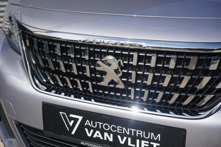 Peugeot 5008 1.2 PureTech Blue Lease Executive Afn. trekhaak | All-season banden