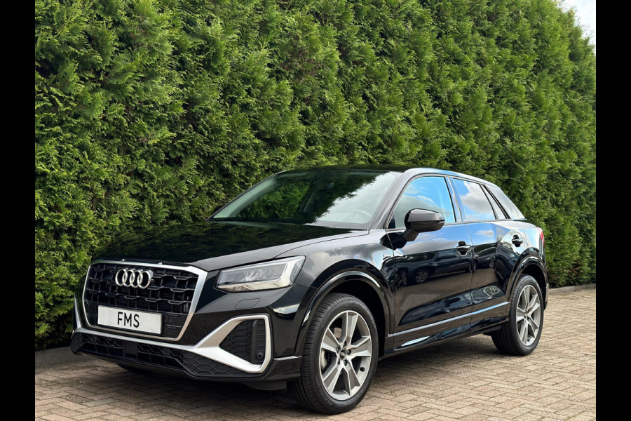 Audi Q2 35 TFSI 2x S-Line CarPlay Camera LED